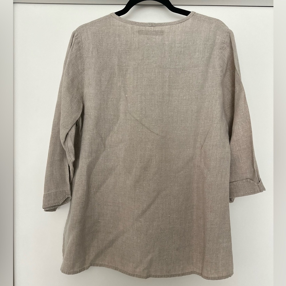 Flax V Pullover- Natural-Medium Weight - Picture 6 of 6